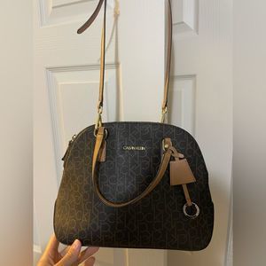 Calvin Klein Crossbody purse